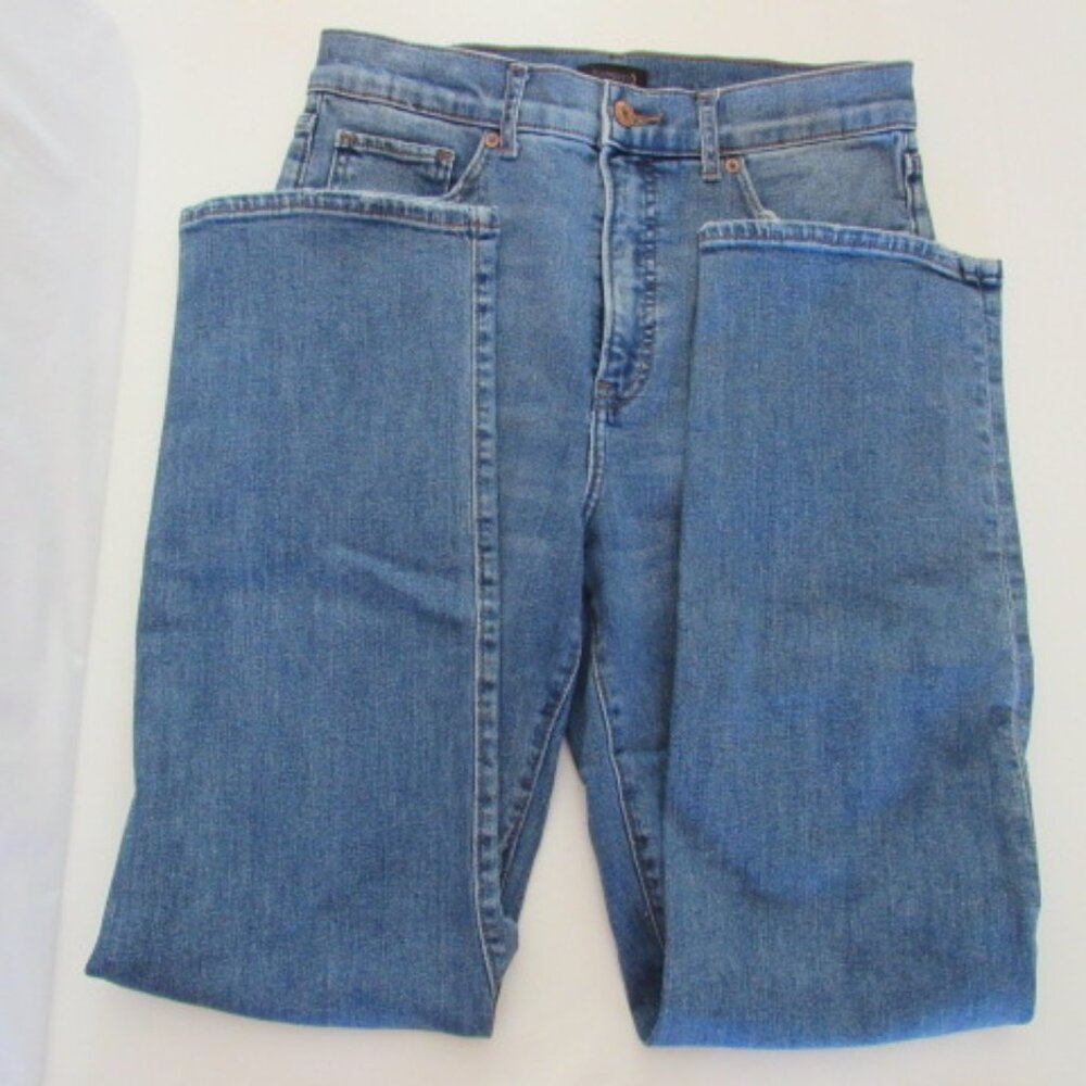 Express Modern Straight Super High Rise Medium Blue Ripped Jeans Size 6P